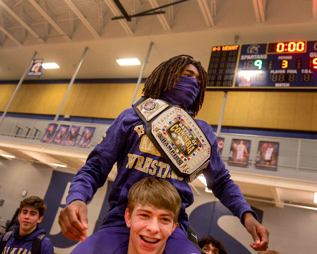 Omari Simmons wears the Battle of Columbia title belt
